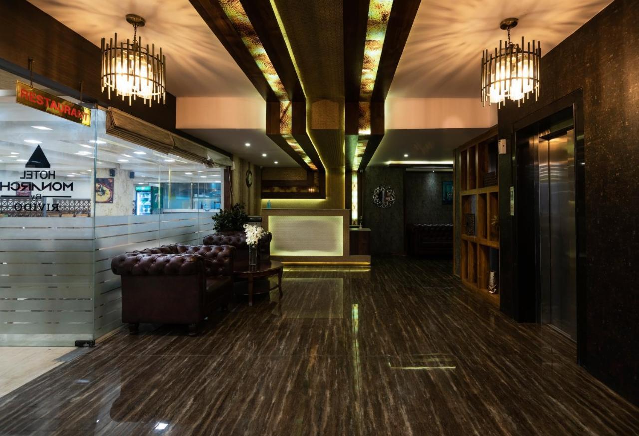 Hotel Monarch By Rivido, Bannerghatta Main Road Bangalore Esterno foto