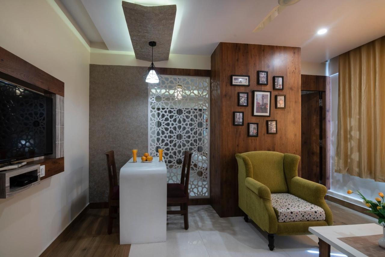 Hotel Monarch By Rivido, Bannerghatta Main Road Bangalore Esterno foto