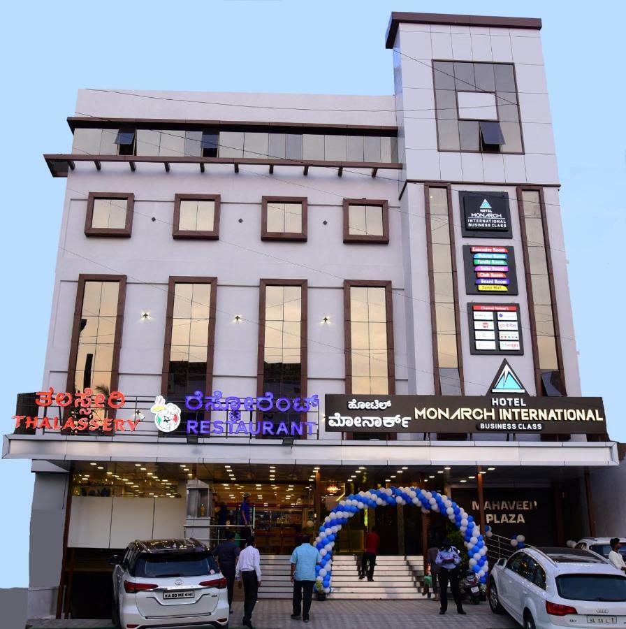 Hotel Monarch By Rivido, Bannerghatta Main Road Bangalore Esterno foto
