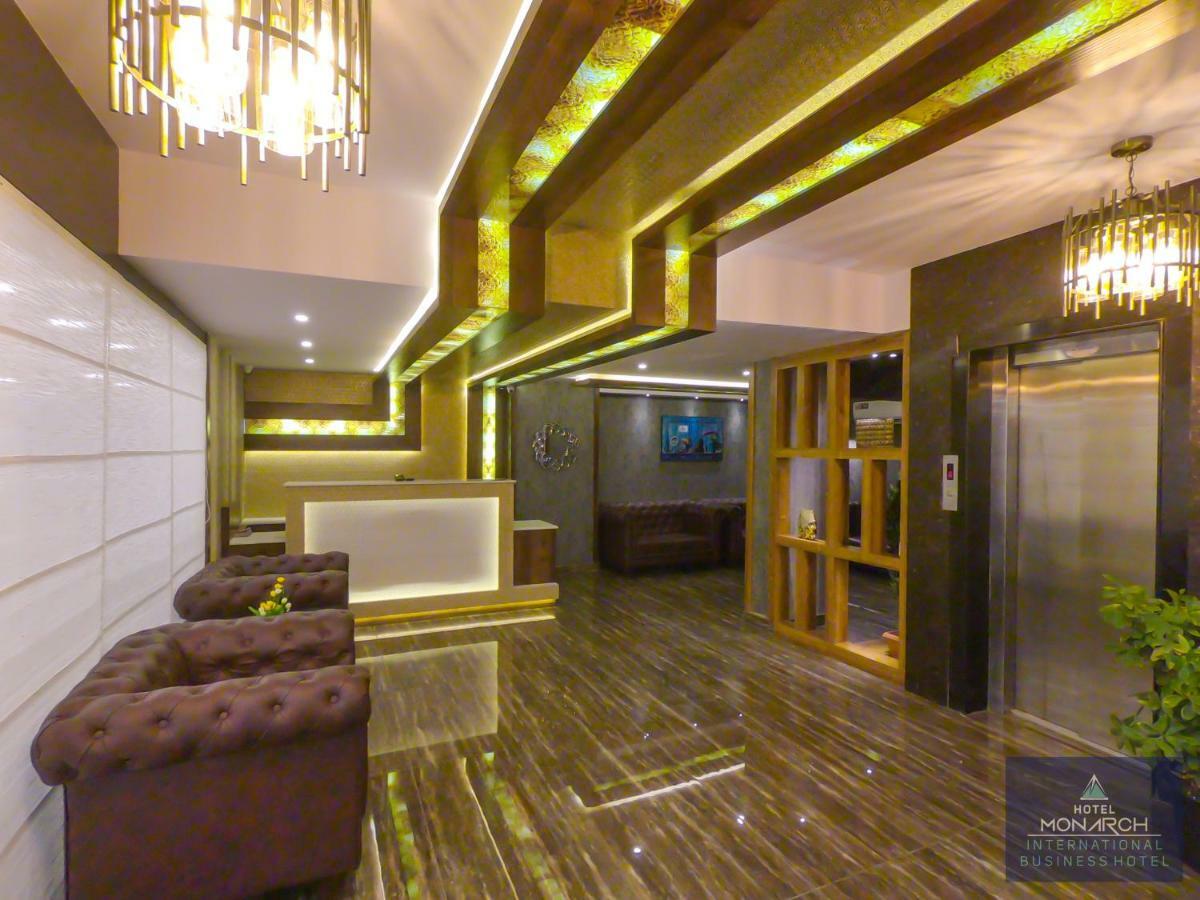 Hotel Monarch By Rivido, Bannerghatta Main Road Bangalore Esterno foto